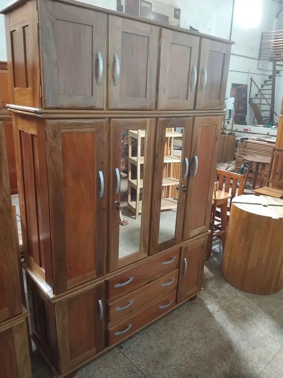 Guarda roupa 4 porta ?