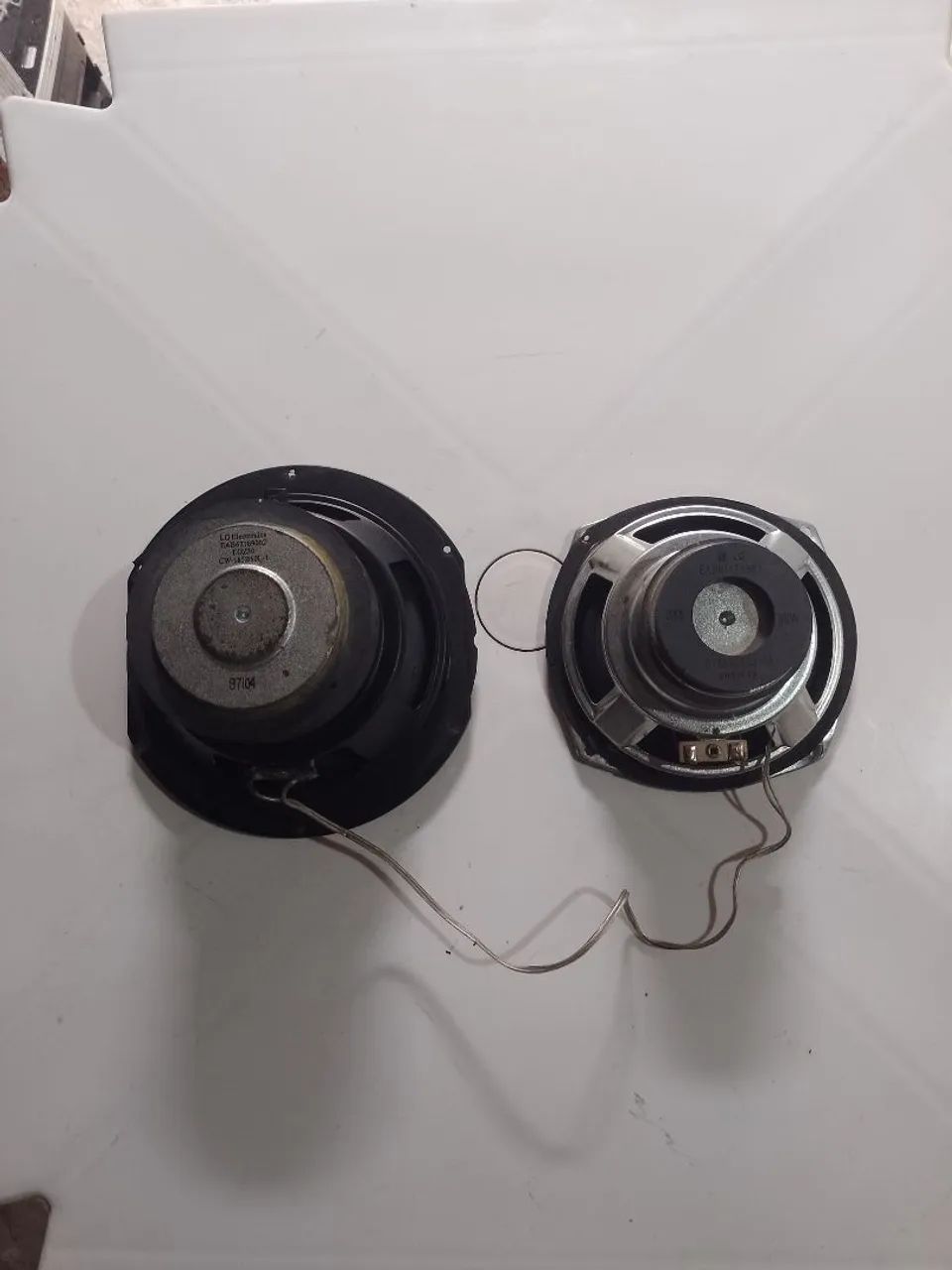 Vendo alto falante LG de 5 E7 polegadas  - Foto 2