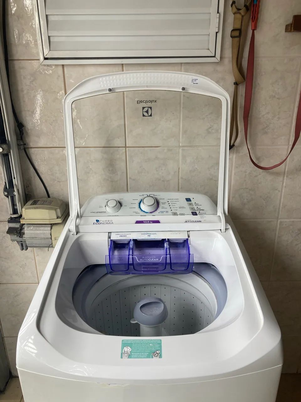 Lava roupas Eletrolux 10,5kg  - Foto 2