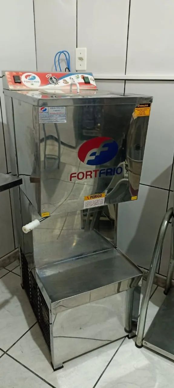 Máquina produtora de sorvete e açaí V16 Fortfrio 