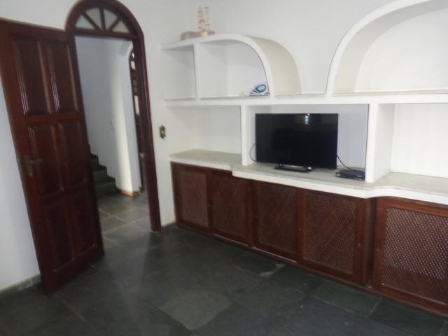 Casa c/ 5 quartos sendo 2 suítes , Churrasqueira e 3 vagas de garagem - Foto 12