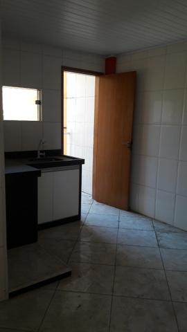 Alugo Quarto e Sala Com Garagem Em São Francisco Isento IPTU e Condomínio - Foto 13