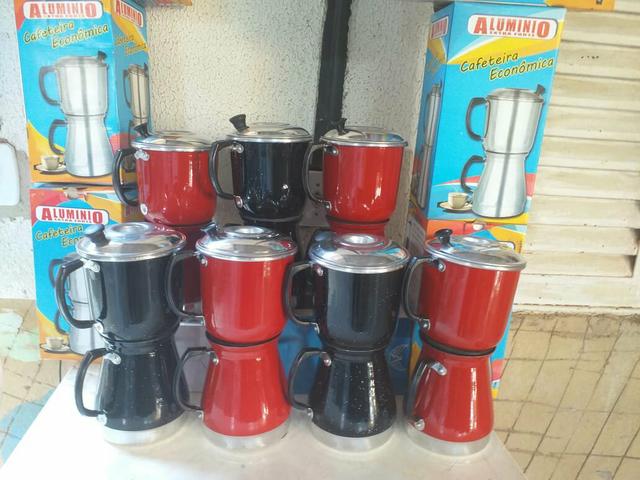 Cafeteira de aluminio