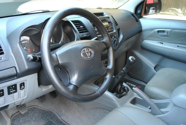 Hilux SR Cabine Dupla 2.7 - Foto 8