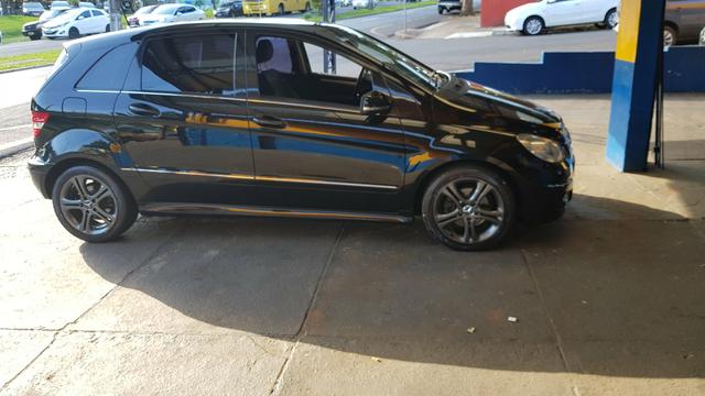 Mercedes-benz Classe B 200 - Turbo - preta - perfeito estado - Foto 12