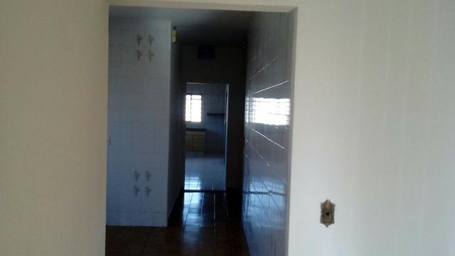 Ótima casa localizada no Jd Res Emprel - Foto 6