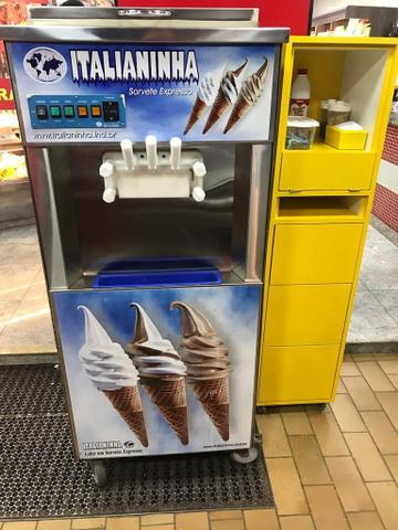 Máquina de sorvete italianinha