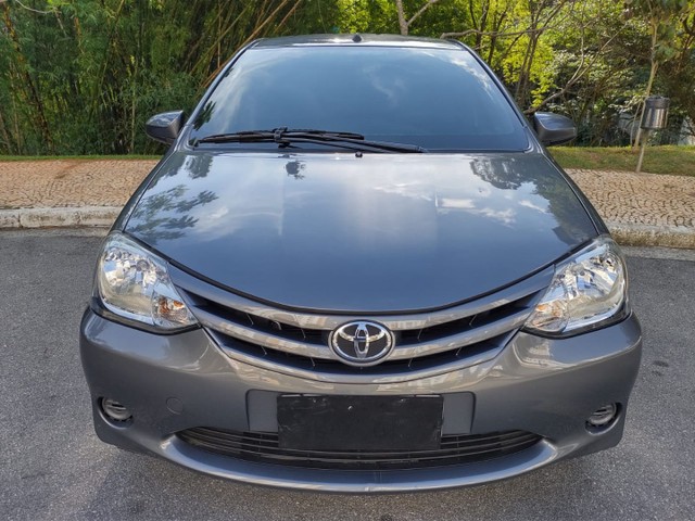 ETIOS XS 1.5 FLEX 2014 5P. COMPLETO ÚNICO DONO MANUAL E CHAVE RESERVA