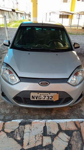 VENDO FIESTA SEDÃ