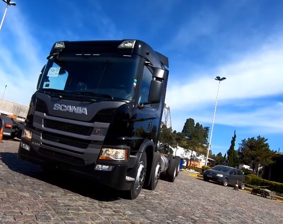 SCANIA P320 NO CHASSIS 0KM 8X2