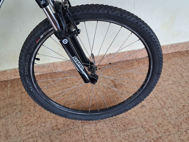 specialized myka 26 fully