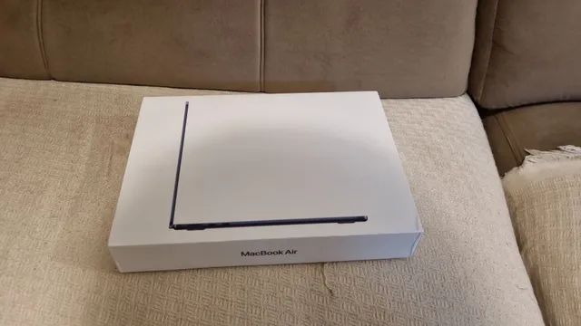 Macbook air 2022 M2 8gb 256ssd