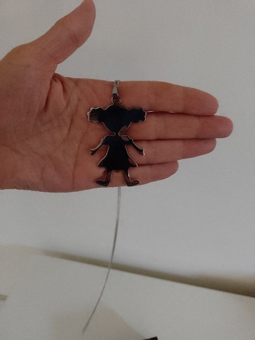 Corrente em aço, com pingente de menina - CarlothaBolota - Foto 2