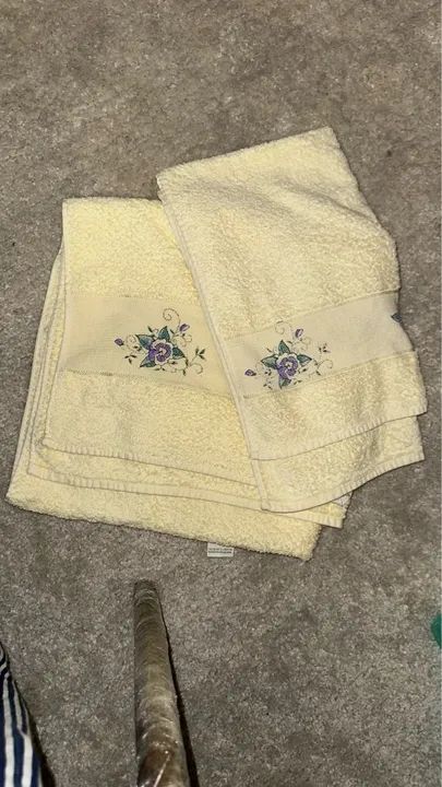 Jogo de Toalhas Buettner Decorado OPORTUNIDADE aceito oferta - Foto 2