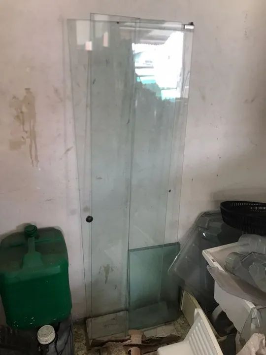 Vidros para janelas e Partileiras - Usados