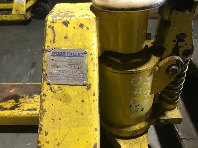 Paleteira com capacidade para 8 toneladas  - Foto 2