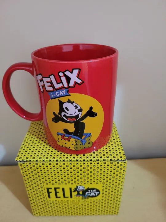 Canecas de cerâmica, com estampas de personagens  - Foto 3