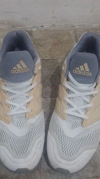 Tenis Adidas 44 - Foto 5