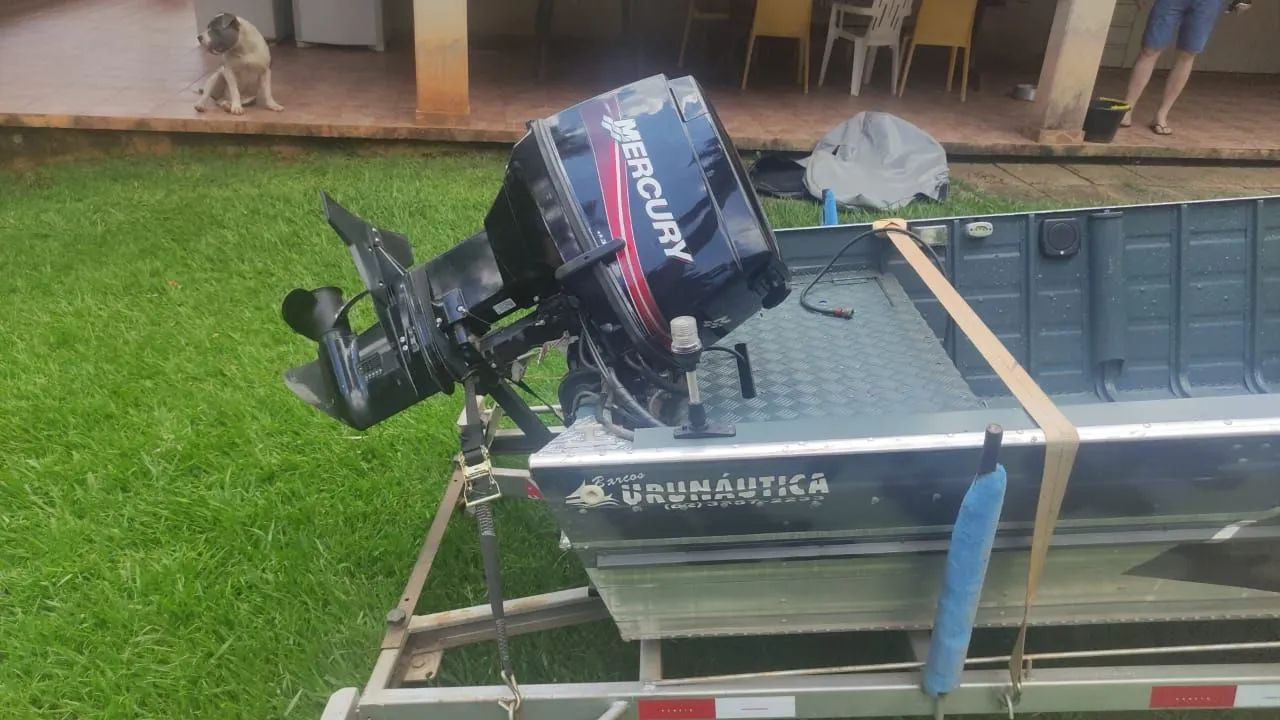 Lancha 6 metros com motor popa 40 hp - Foto 6