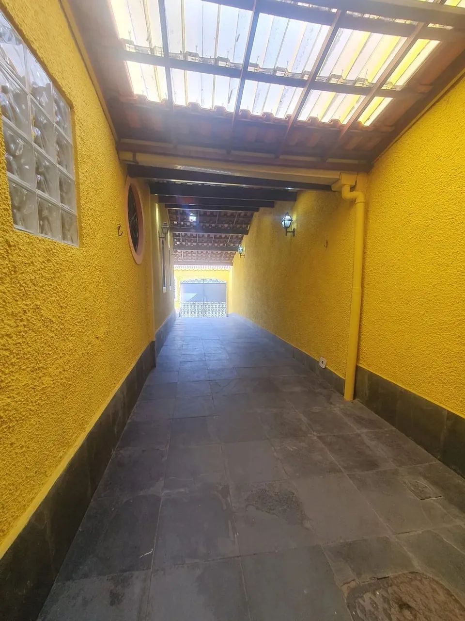 Casa Ampla, com 3 quartos, muito bem localizada em Campo Grande - Foto 4