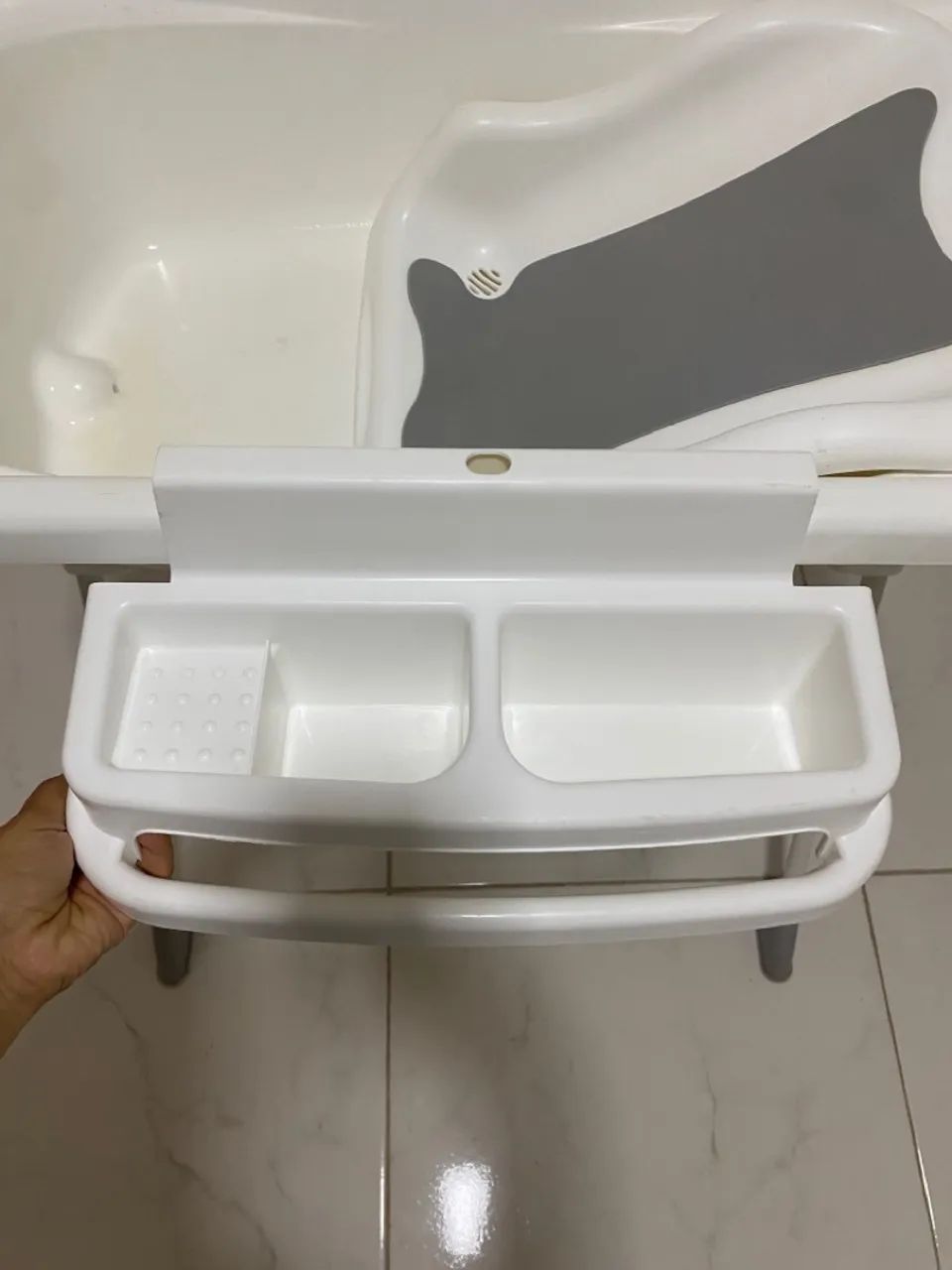 Banheira com suporte e trocador Burigotto - Foto 4