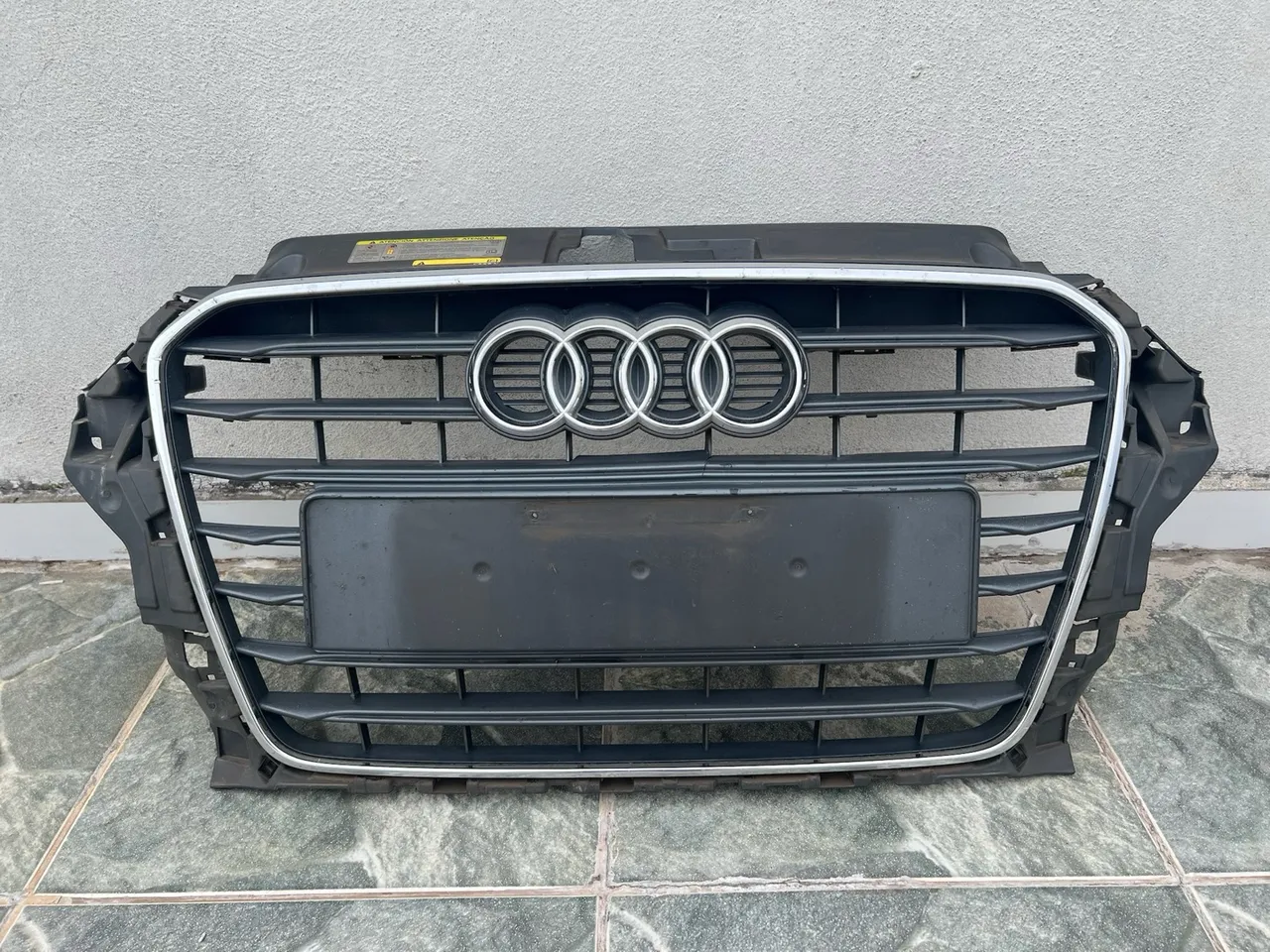Grade frontal Audi A3 sedan 2014/15 original