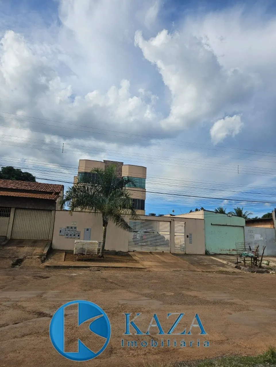 ÁGIO DE APARTAMENTO TÉRREO COM QUINTAL À 3 MINUTOS DO SHOPPING SUL EM VALPARAÍSO