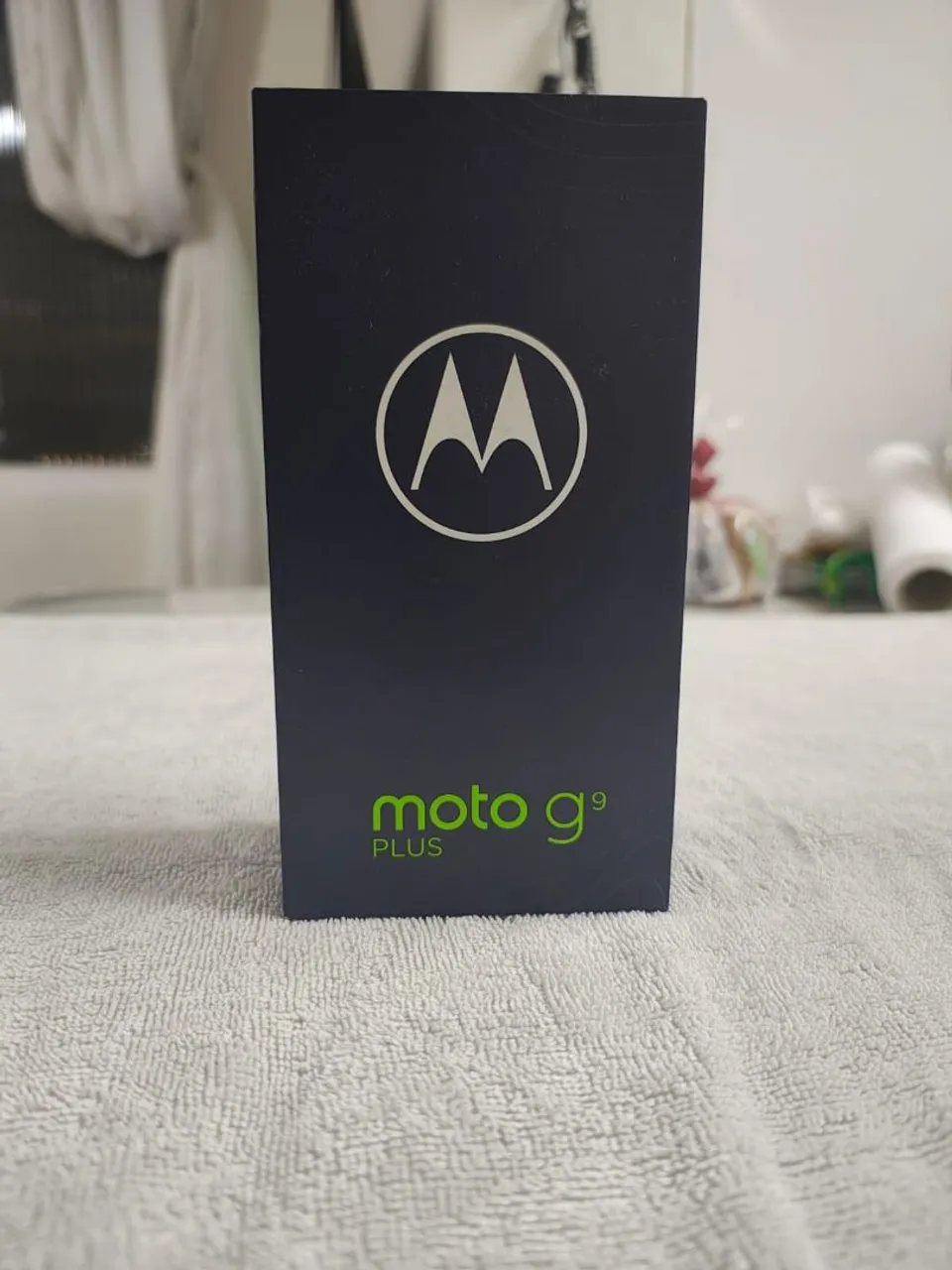 Moto g9 plus 128gb 4gb RAM com carregador e caixa