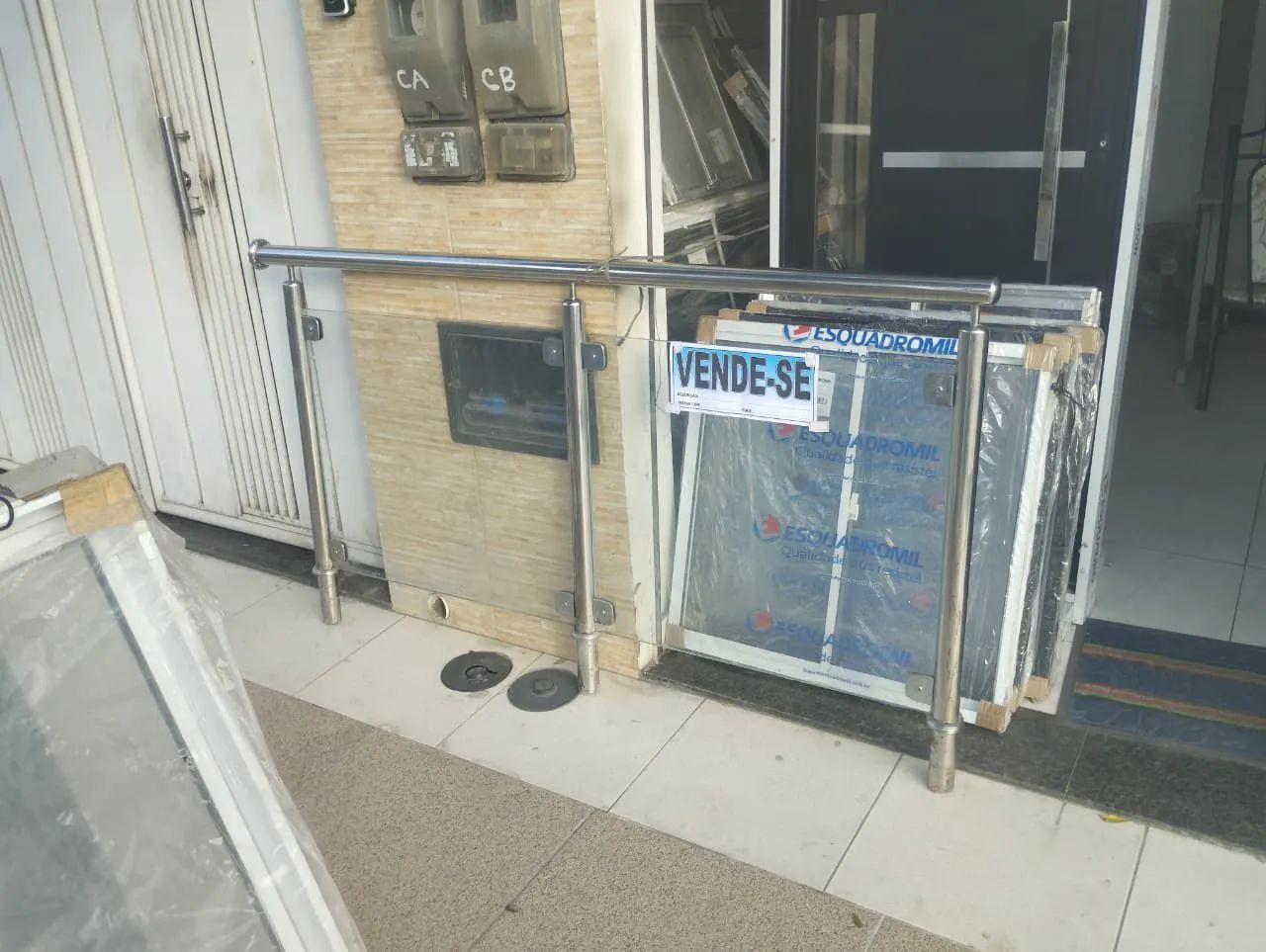 Paulo portas e janelas.64363475208579123