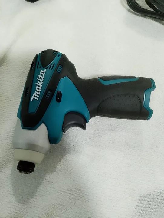 Parafusadeira 110w marcar makita - Foto 2