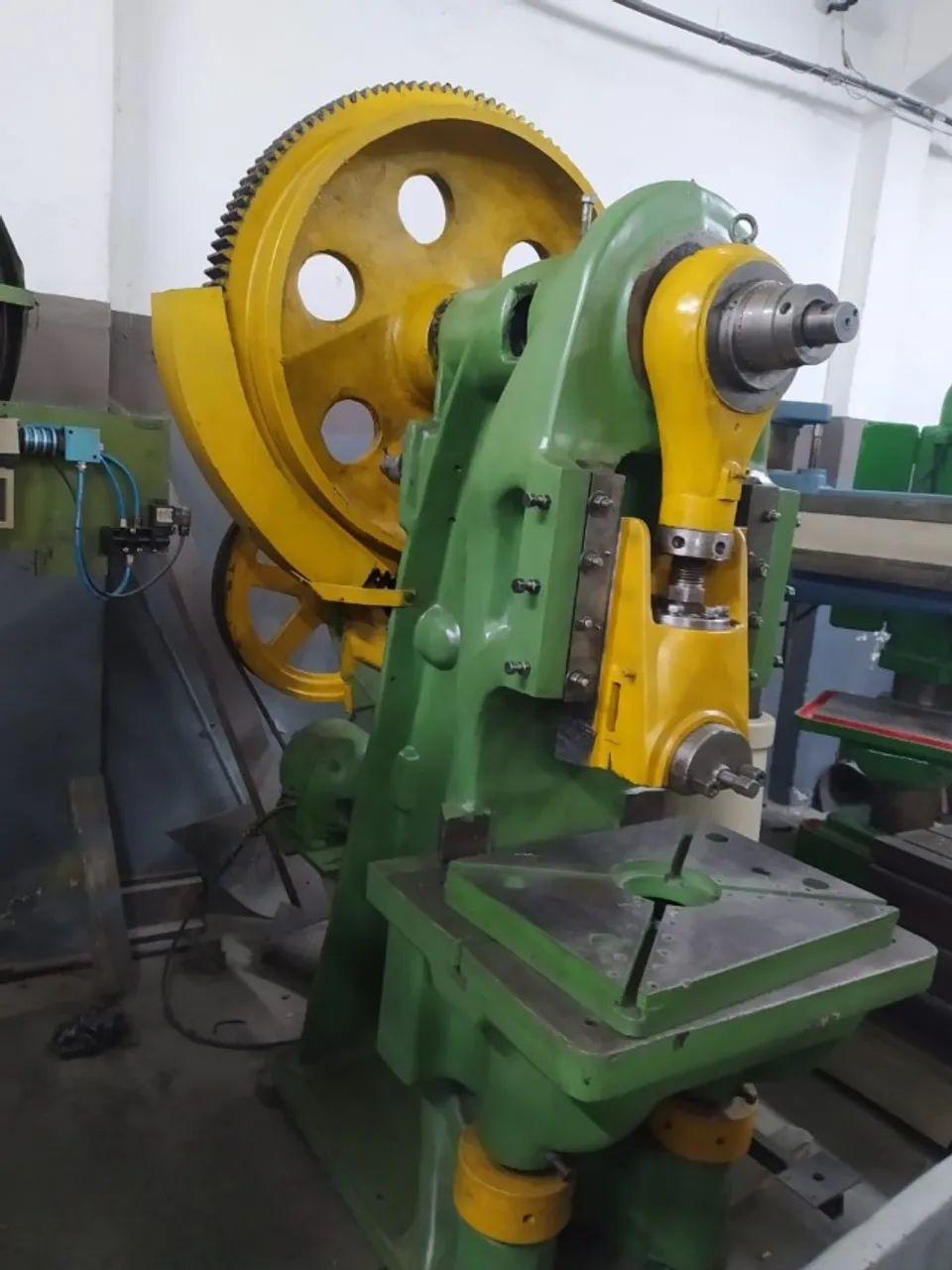 Venda com urgência de Prensa Excêntrica 80 toneladas em excelente estado - Foto 2