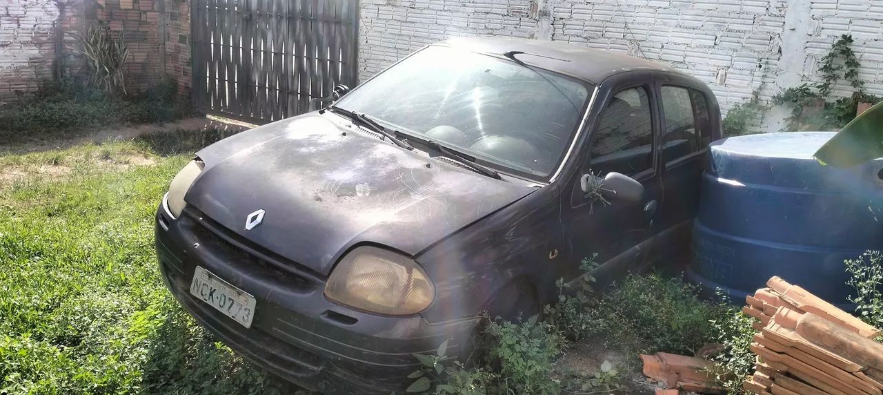 Renault Clio 1.0 16V - Peças só vendo tudo  - Foto 2