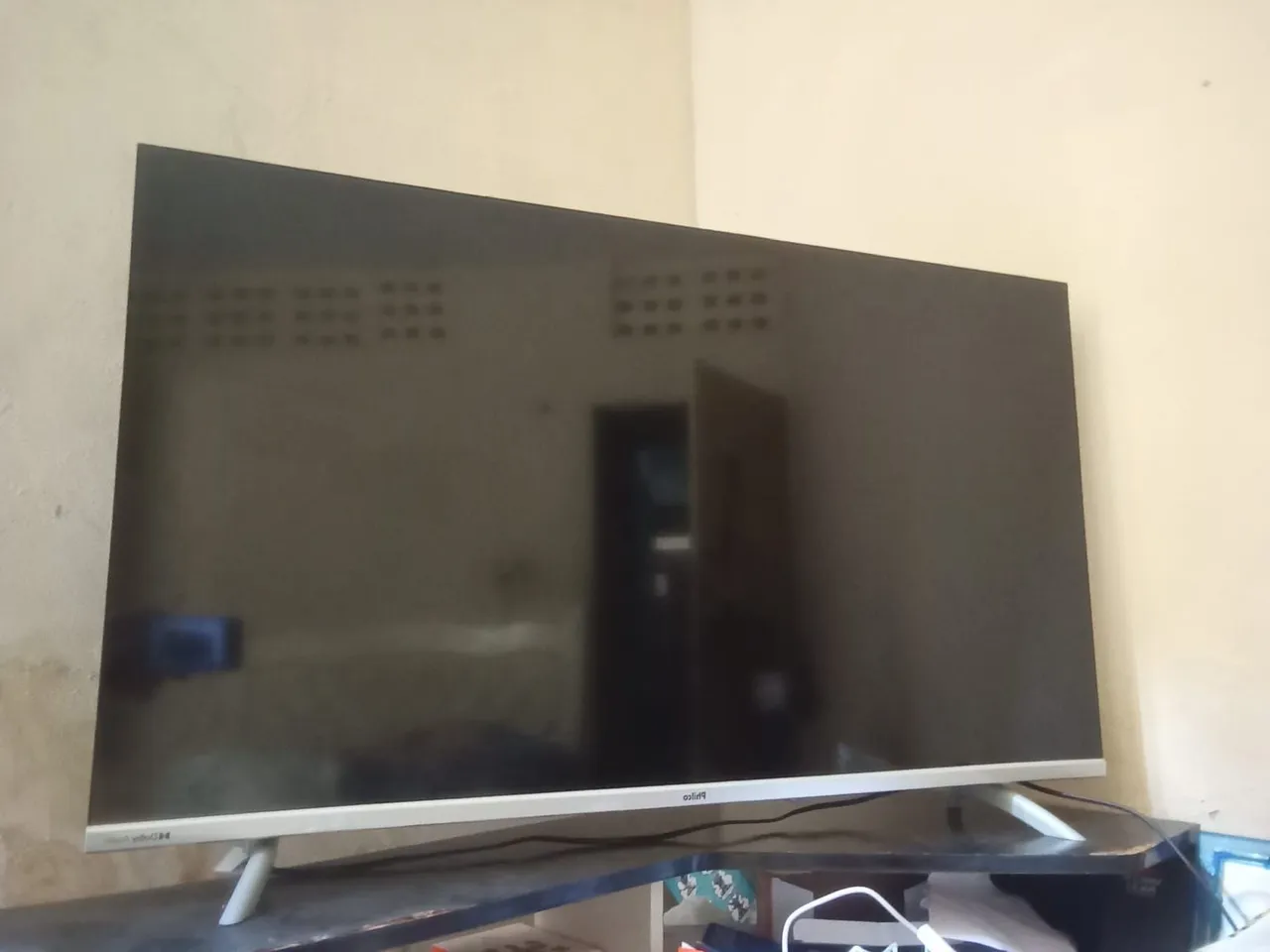 TV 40" Philco 8 meses de uso 