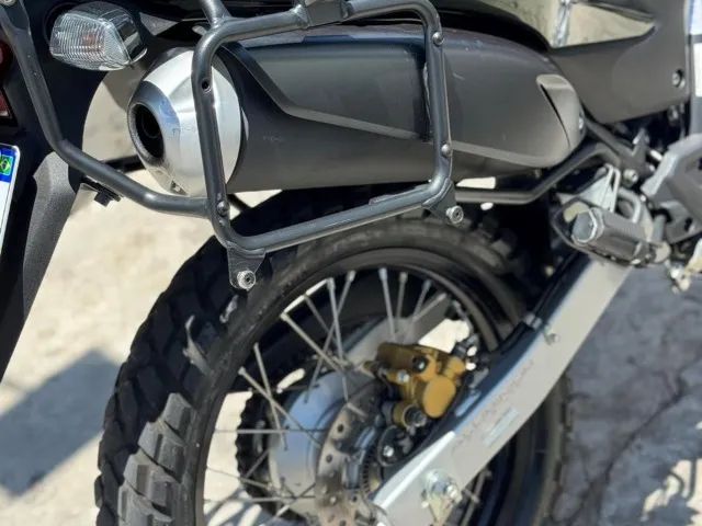HONDA XRE 2018, excelentes condições - Foto 3