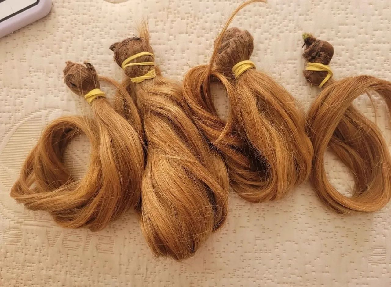 Cabelo humano loiro mel, 121g  peso, 37 cm comprimento,   - Foto 3