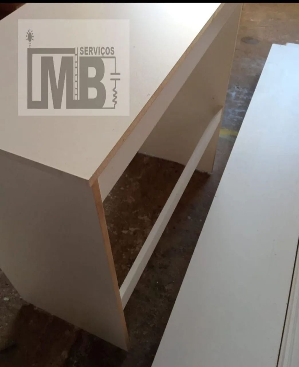 Simple desk (free shipping)65204505565186122