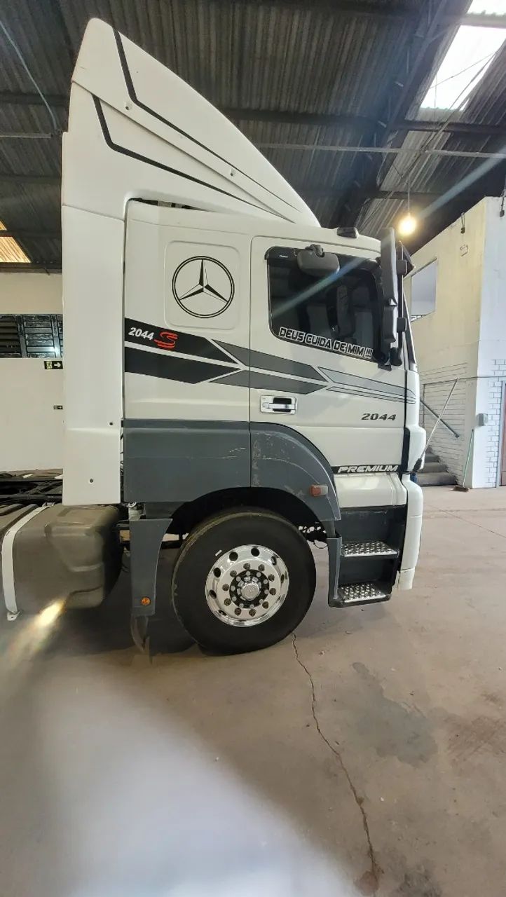 Mercedes Benz Axor 2044 - 4x2 - 2010/2011 - Foto 7