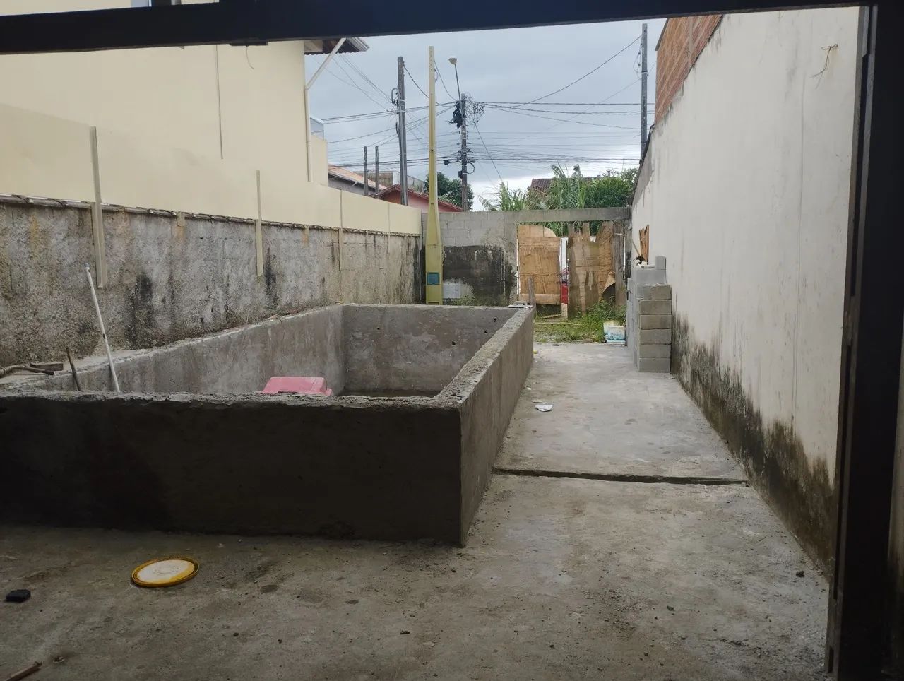Terreno em construção com piscina - Foto 5