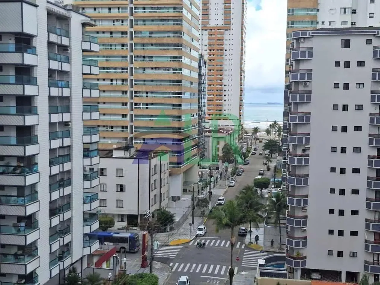 Cobertura para Venda em Praia Grande, GUILHERMINA, 3 dormitórios, 1 suíte, 3 banheiros, 2
