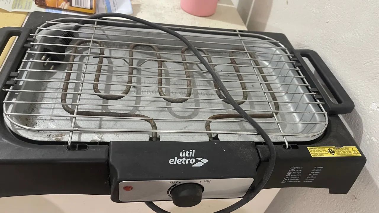 Churrasqueira Elétrica Útil Eletro - Usado 3x