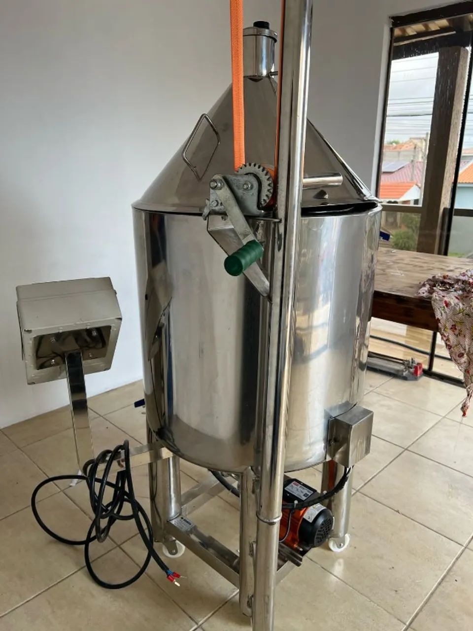 Máquina cervejeira 150 litros para cervejas artesanal 