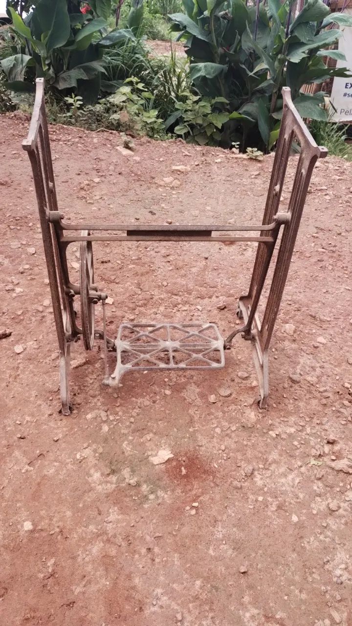 Pé de ferro máquina costura