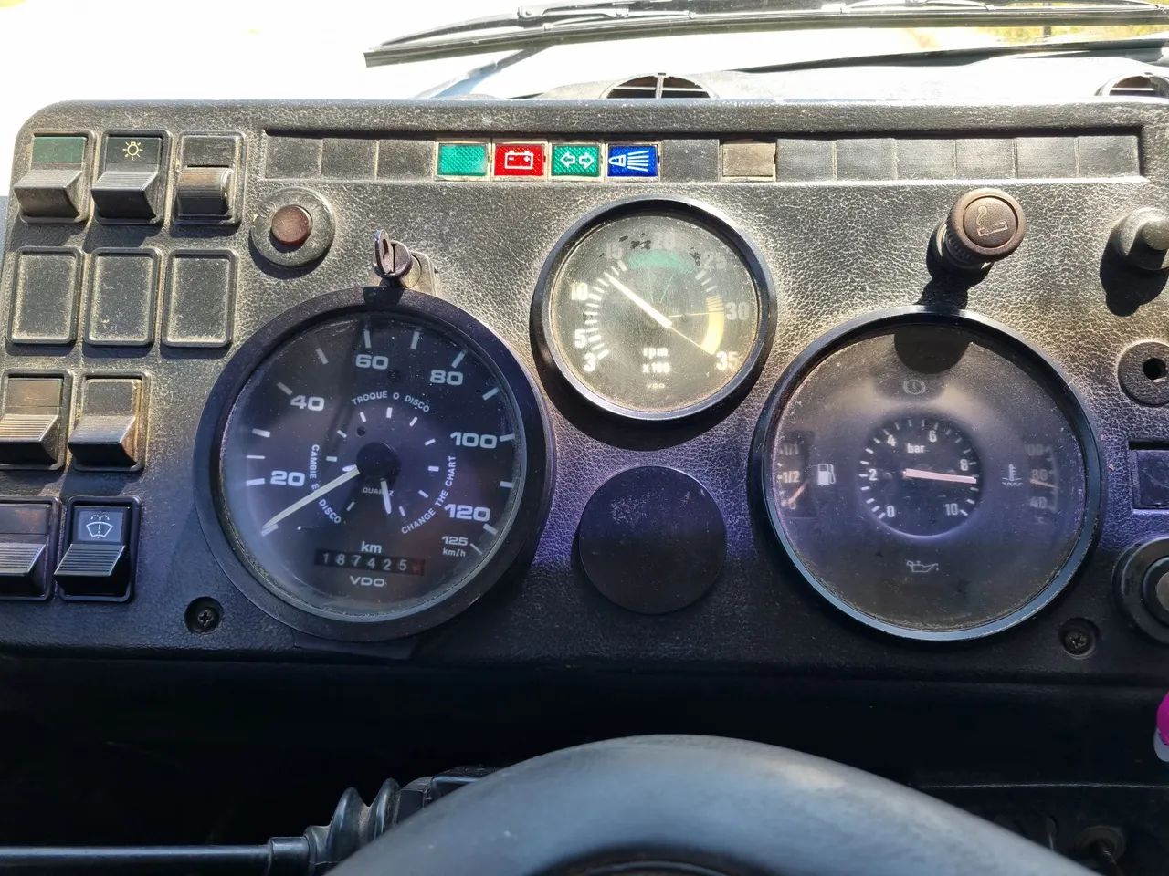 1518 Ano 89 Reduzido. RARIDADE - Caminhões - Santo Antônio