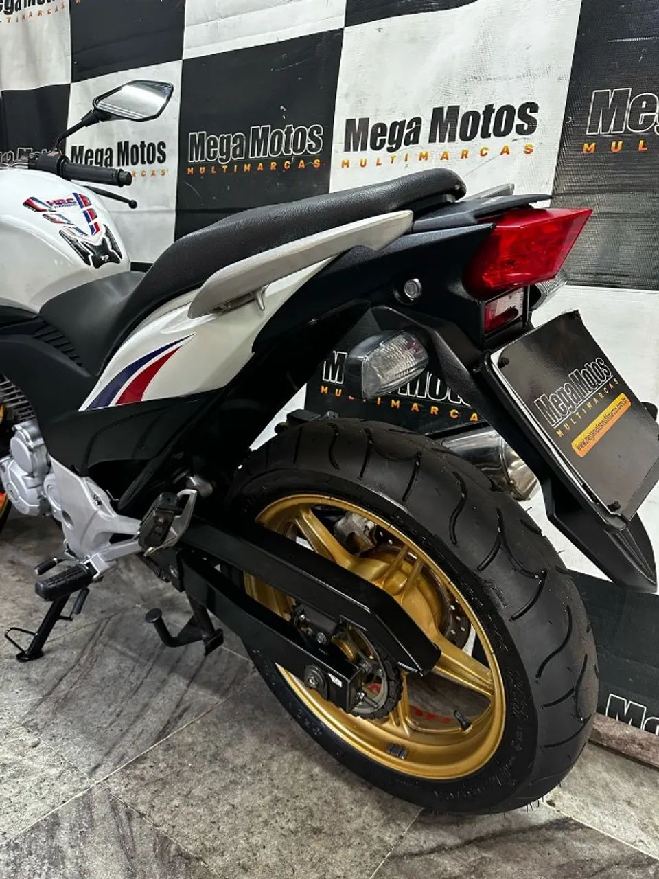 CB 300 - 2015 - Foto 4