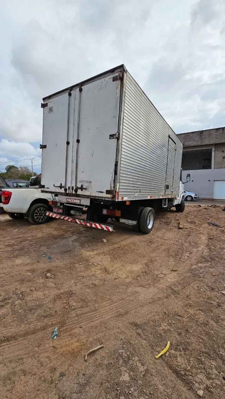 VENDOB M-BENZ 710 PLUS 2009 ( PARCELAMENTO DISPONÍVEL -) - Foto 2