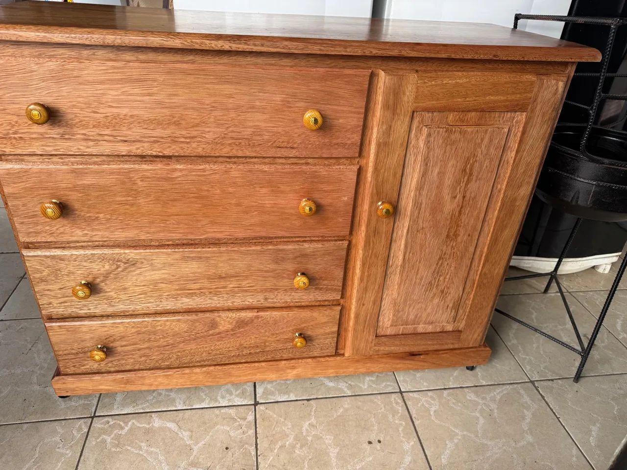 Cômoda de madeira  - Foto 5