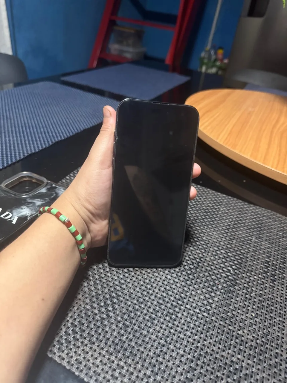 iPhone 14 Pro Max conservado