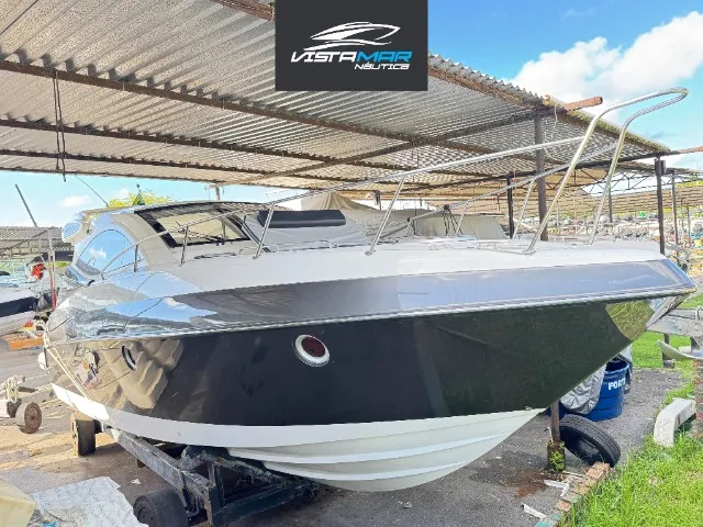 Lancha Phantom 37.5 HT Diesel - Dezembro de 2017