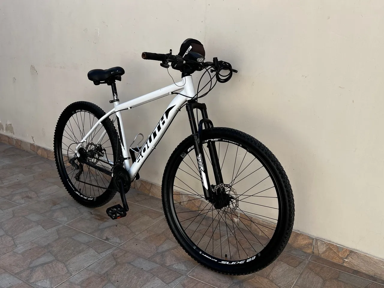 Bicicleta Aro 29 em excelente estado