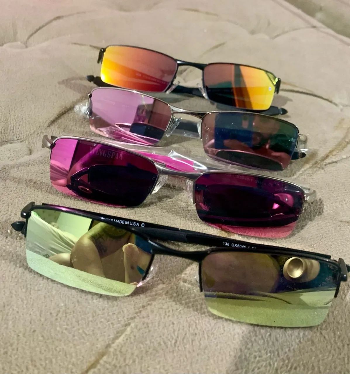 Óculos lupa do vilão espelhado 